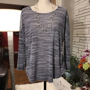 ✨💕 TRADED✨💕 Olive & Oak purple knit top.